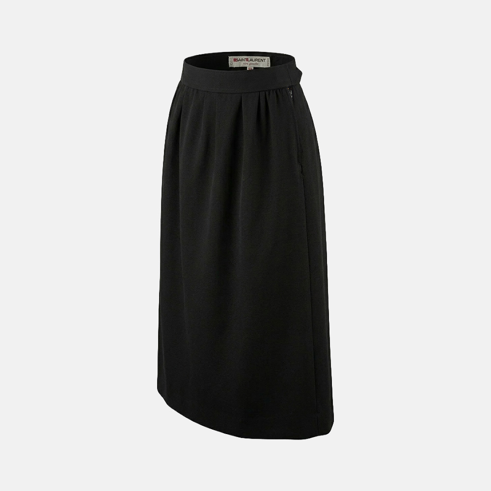 Super Flea Market+Yves Saint Laurent+Vintage black pencil skirt+Larissa Sirah Herden1
